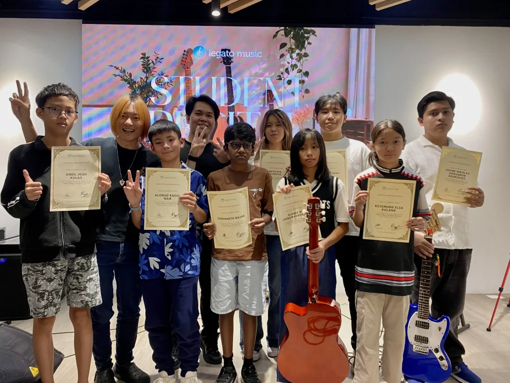 June Guitar & Ukulele Recital